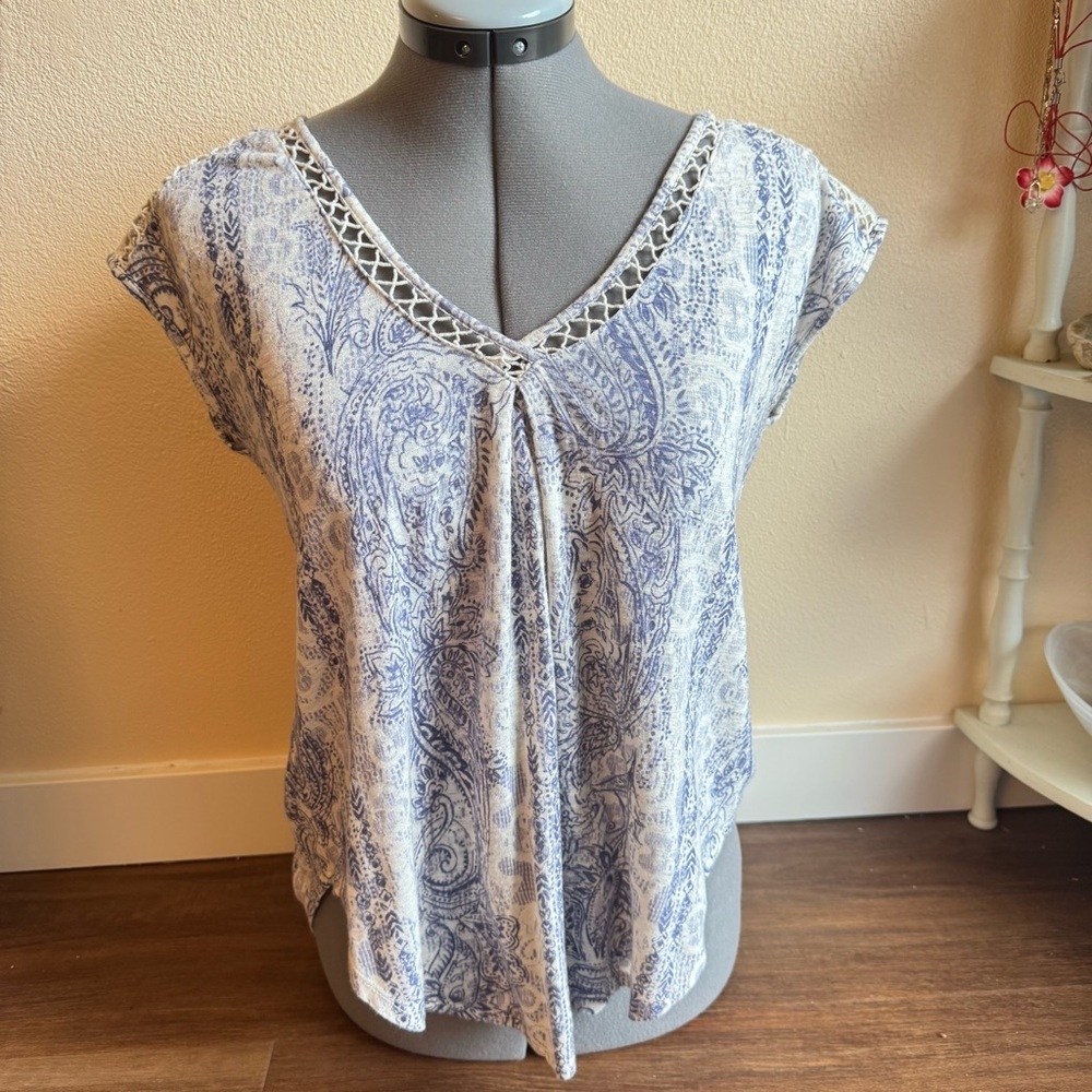 Lucky Brand Blue Paisley Boho Top Crochet Trim Cottagecore Festival Lightweight - Picture 2 of 10
